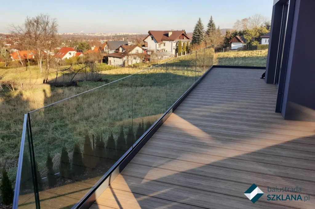 Balustrada szklana na taras