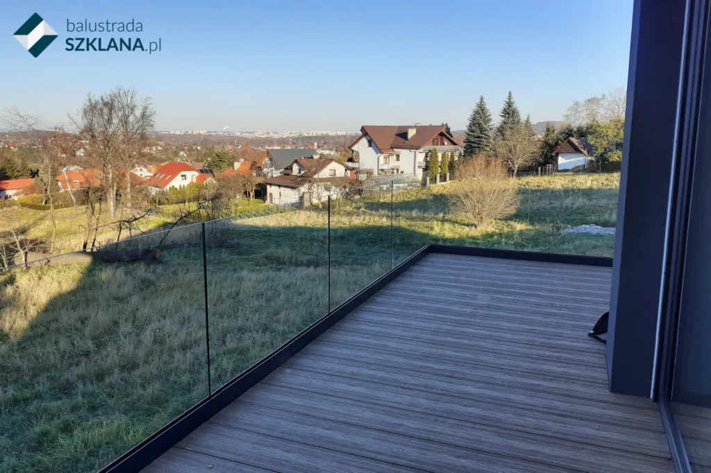 Szklane balustrady zewnętrzne